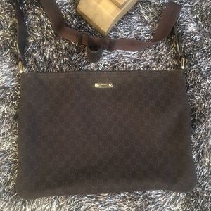 Authentic Gucci Messenger Bag